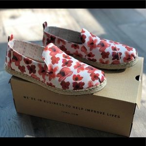 Toms Poppy Watercolor Floral Canvas Espadrilles